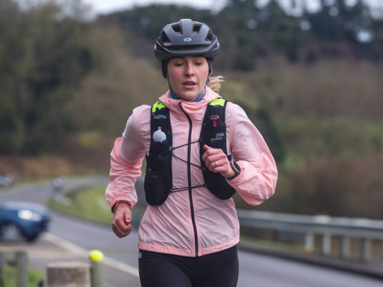 Les avantages et inconvénients des ceintures et sacs de running